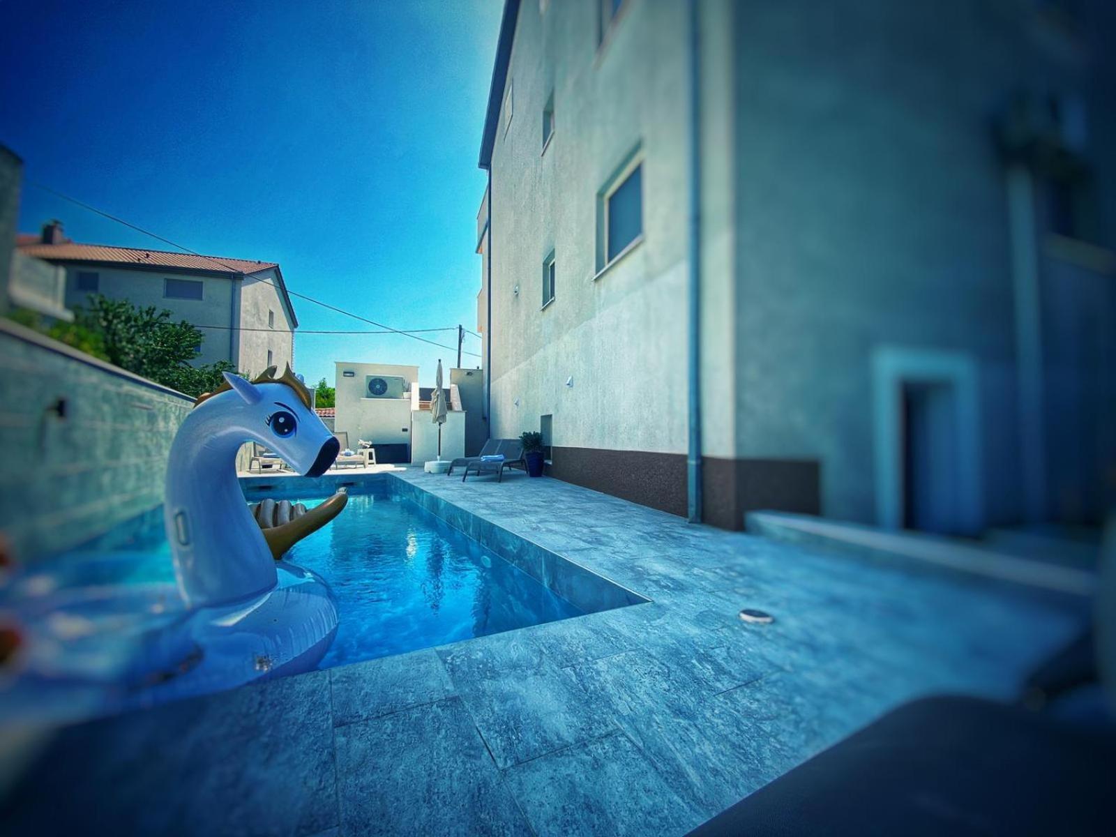 Apartment Villa Rina- Heated Salt Water Pool Kaštela Chambre photo